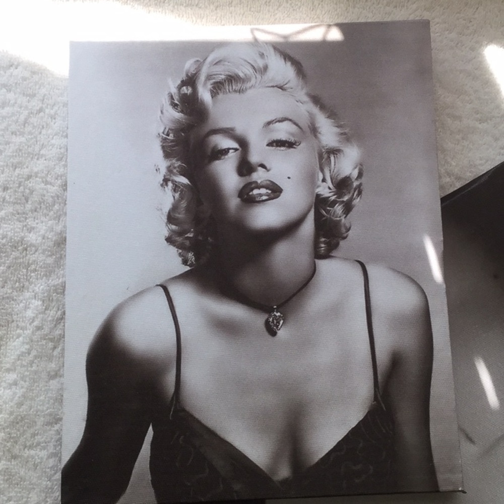 Marylin Monroe Canvas x 3 - Picture 3 of 8